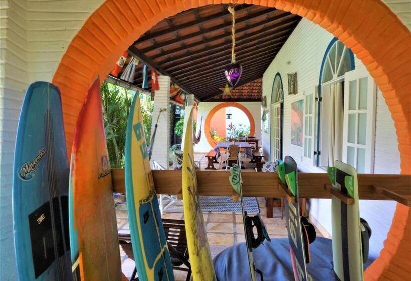 Bada Hostel & Kite School