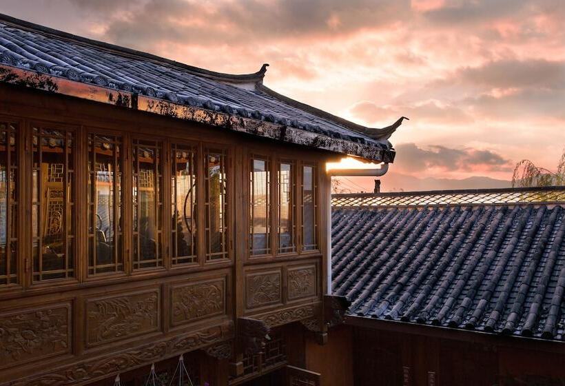 Bed and Breakfast Hua Zhu Fansu Yunju Homestay