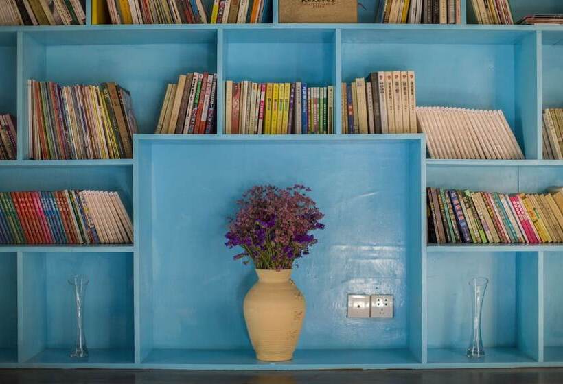 Bed and Breakfast Hua Zhu Fansu Yunju Homestay