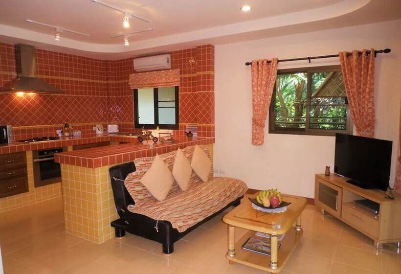 Coconut Paradise Holiday Villas