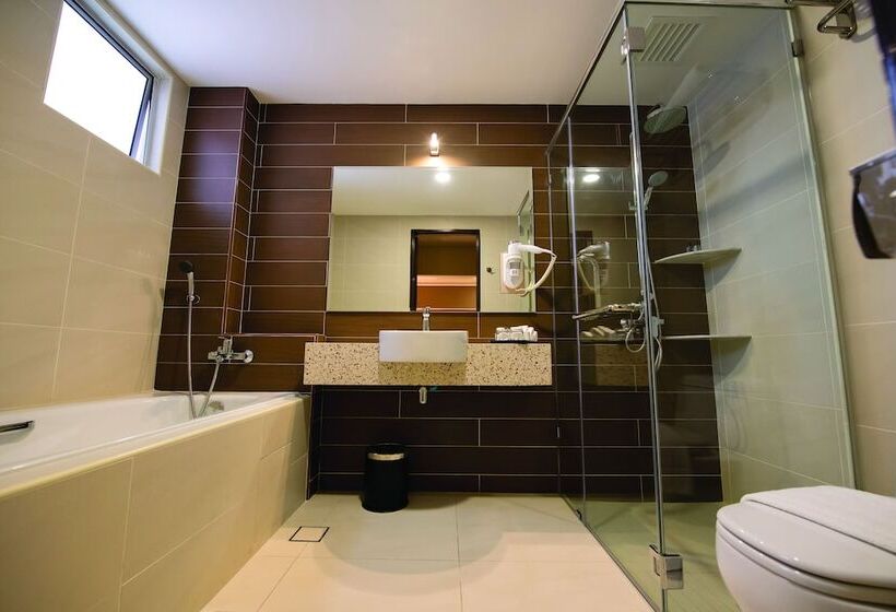 Grand Orient Hotel Perai