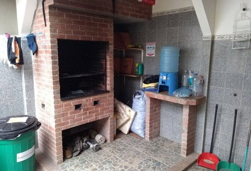 Hostal Hippilandia   Hostel