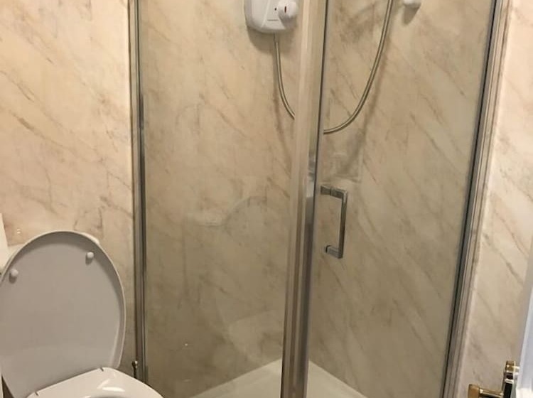 פונדק Kennedy S Pub Drumcondra