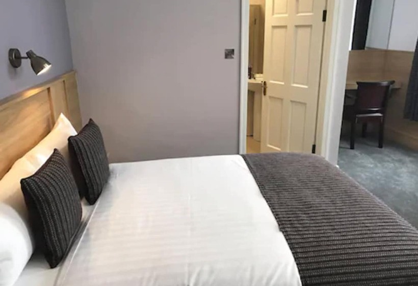 פונדק Kennedy S Pub Drumcondra