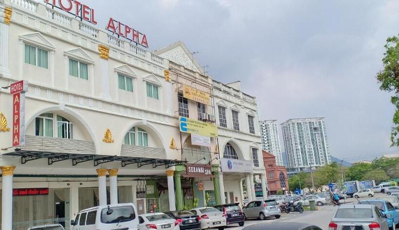 فندق Alpha