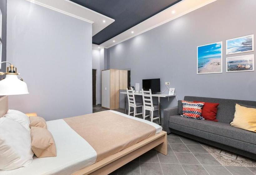 Отель Mini Brusnika Na Khoroshevskom