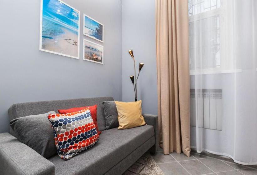 Отель Mini Brusnika Na Khoroshevskom