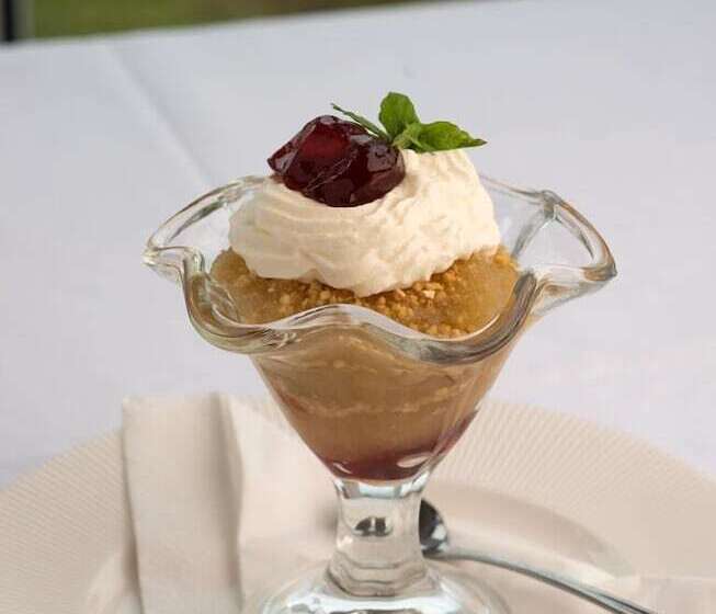 בית מלון כפרי Femø Kro Anno2022