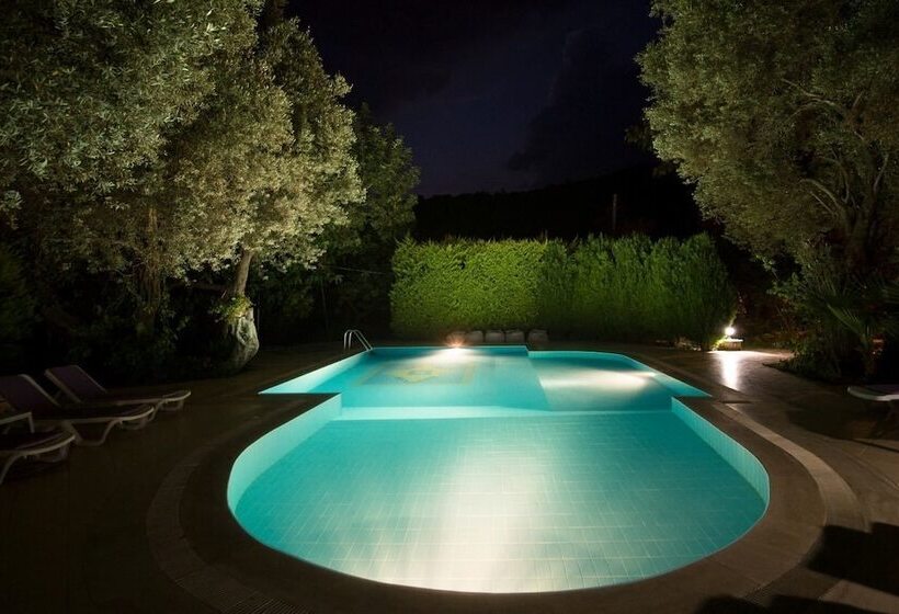 Отель Kızılbük Ahşap Evleri