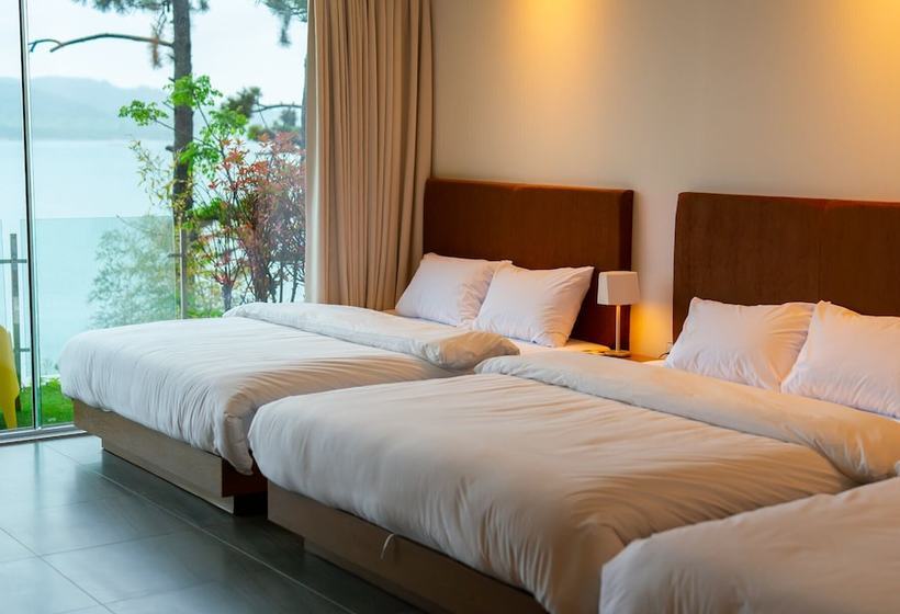 Отель La Terrace Club  N Villa