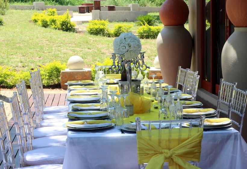 ホテル Nahakwe Lodge