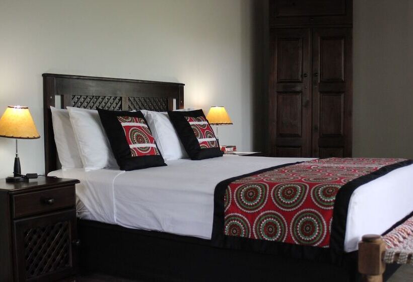 ホテル Nahakwe Lodge