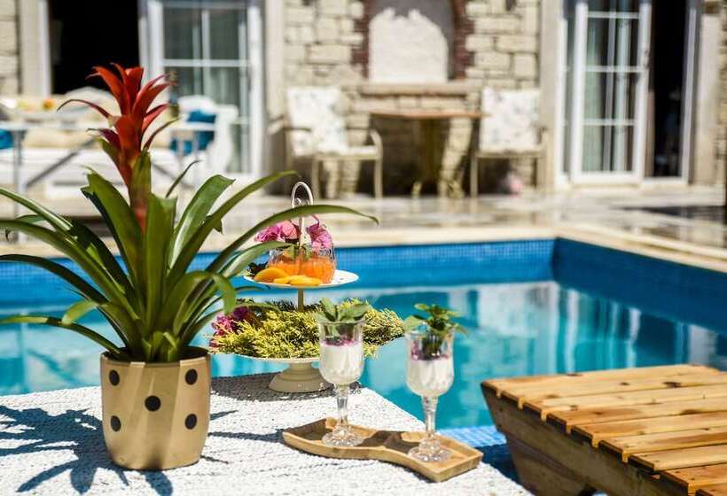 酒店 Naz Konak Alacati