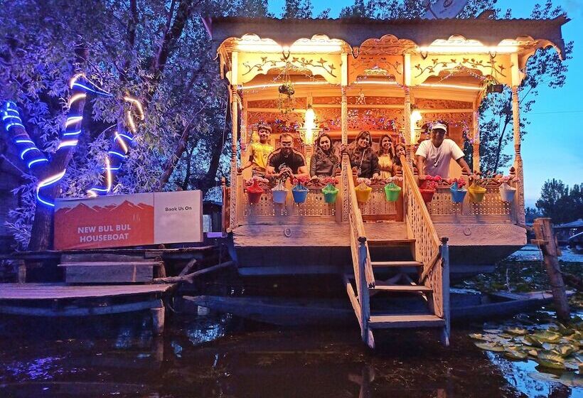 Hotel New Bul Bul Group Of Houseboats