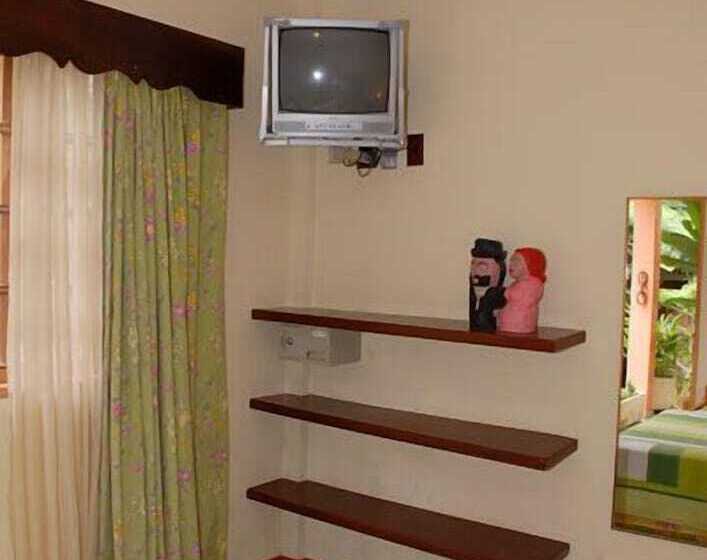 Отель Portal Dos Borbas