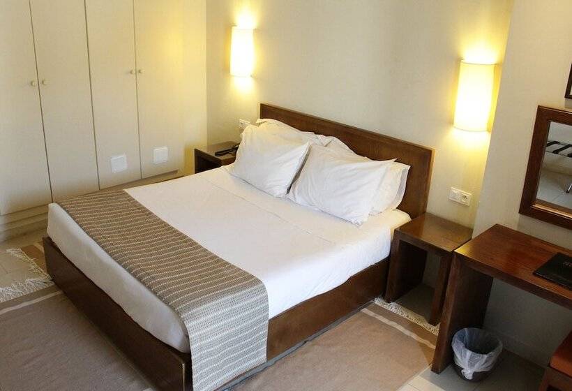 هتل Residence Le Consul