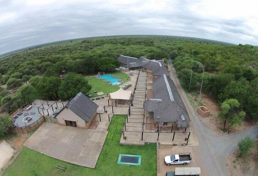 ホテル Thabaledi Game Lodge