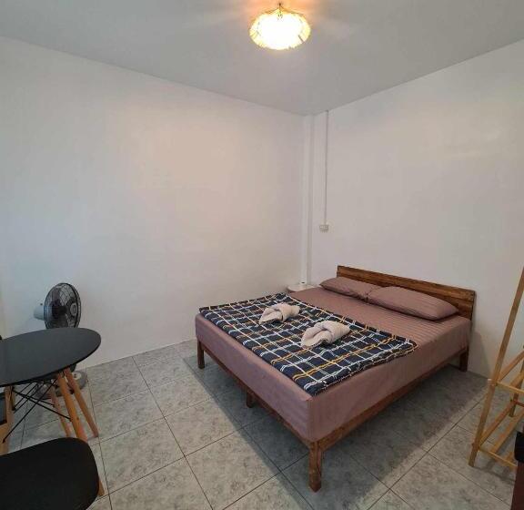 בית מלון כפרי Vijit Bungalow