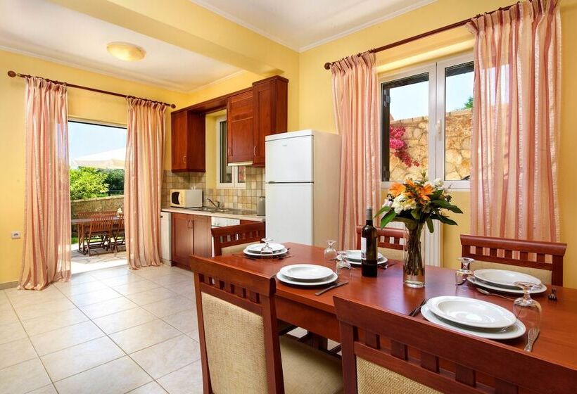 Il Tesori Dassia Villas