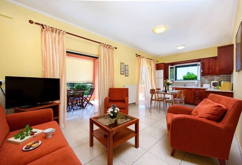 Il Tesori Dassia Villas