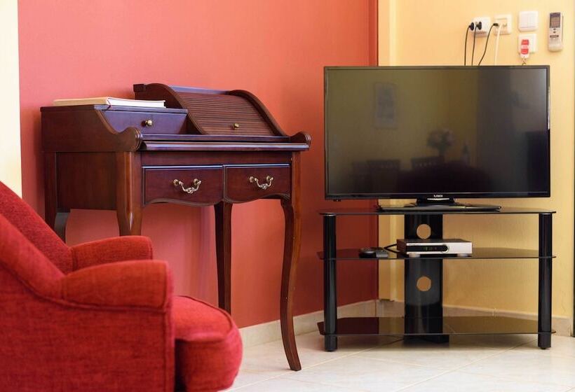 Il Tesori Dassia Villas