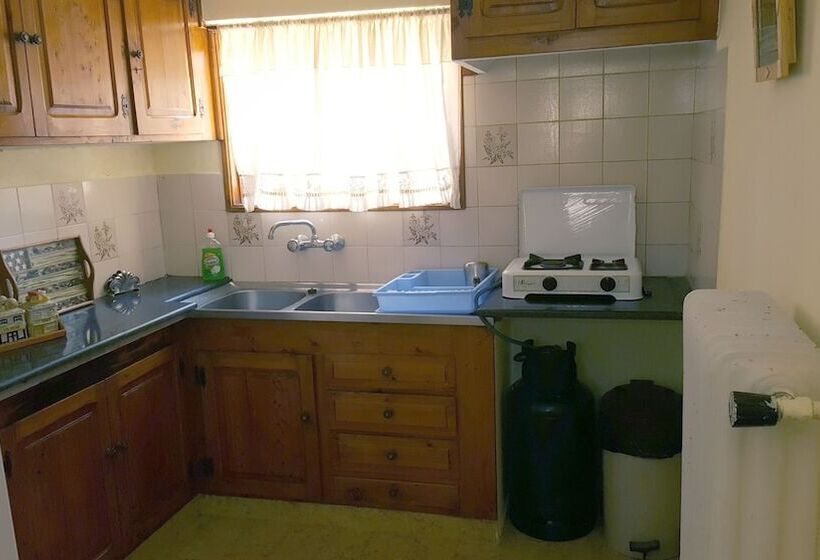 پانسیون Agroktima