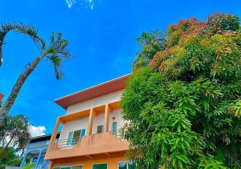 펜션 Amanah Mansion