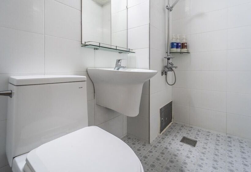 פנסיון Jeju Samda Hostel