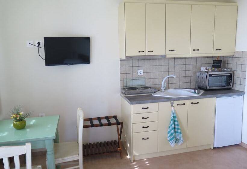 ペンション Kaminaki Amorgos Studios & Apartments