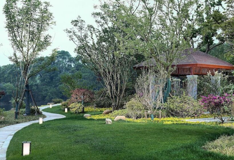 Курорт Wei Retreat Tianmulake