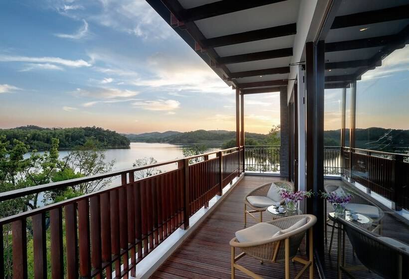 Курорт Wei Retreat Tianmulake