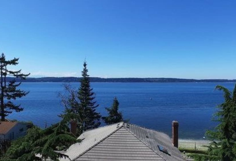 Sea Mist Waterfront B&b