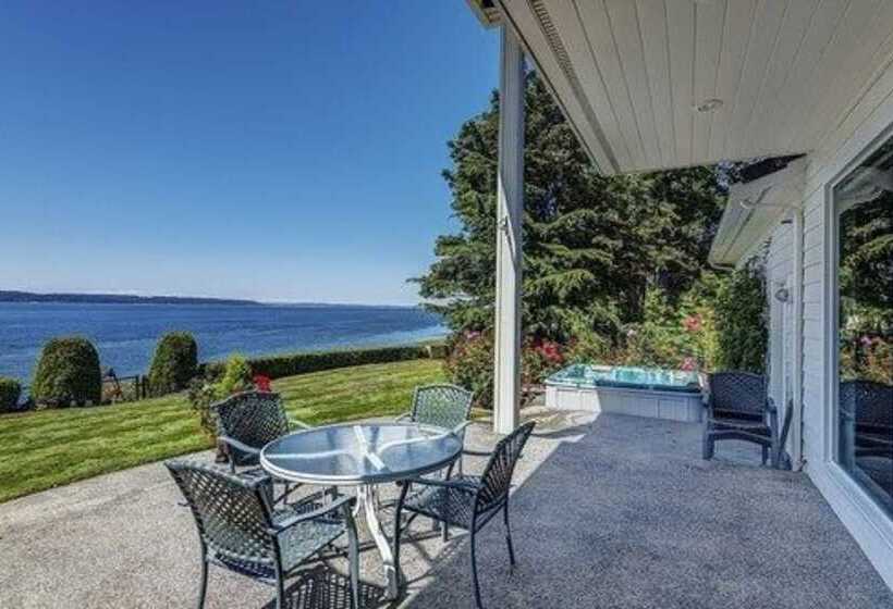 Sea Mist Waterfront B&b