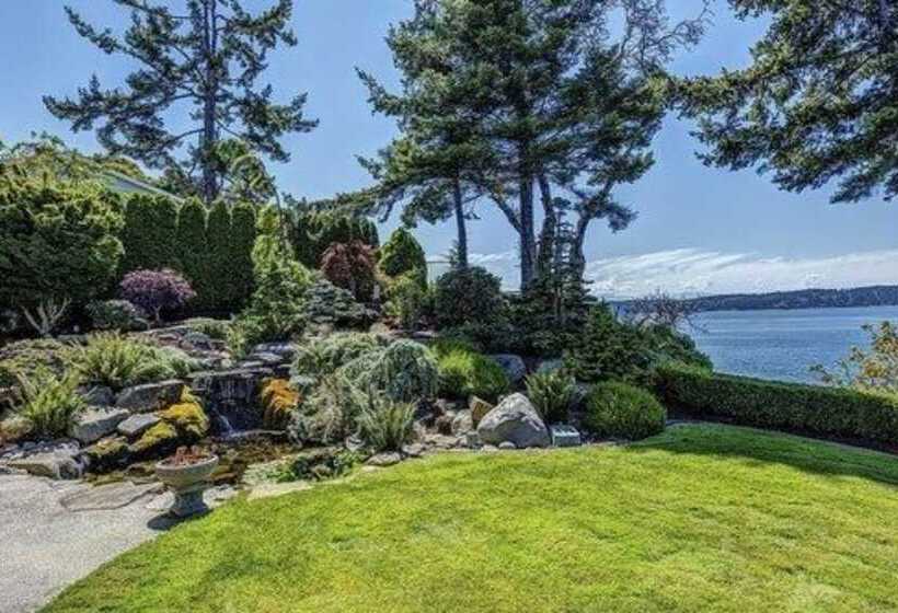 Sea Mist Waterfront B&b