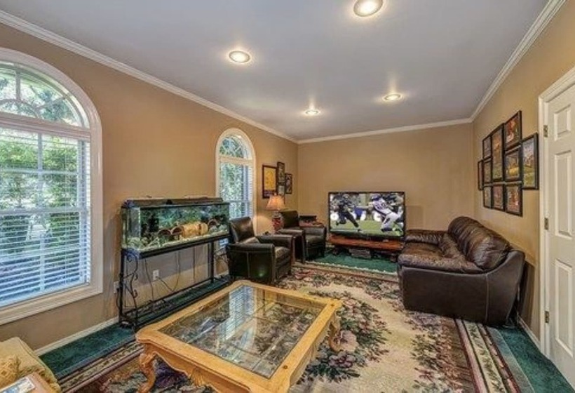 Sea Mist Waterfront B&b