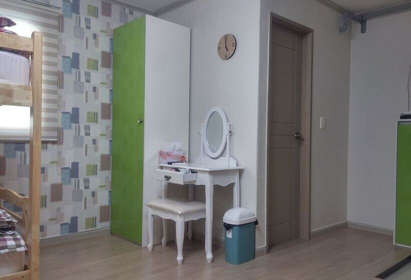 Jiin Hostel & Guesthouse