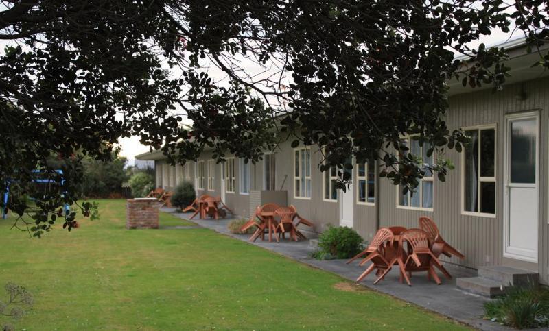 252 Beachside Motels & Holiday Park