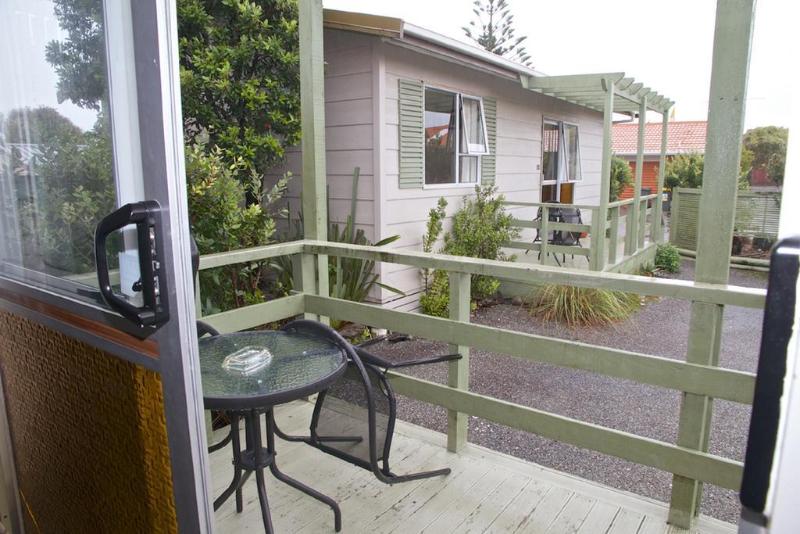 252 Beachside Motels & Holiday Park