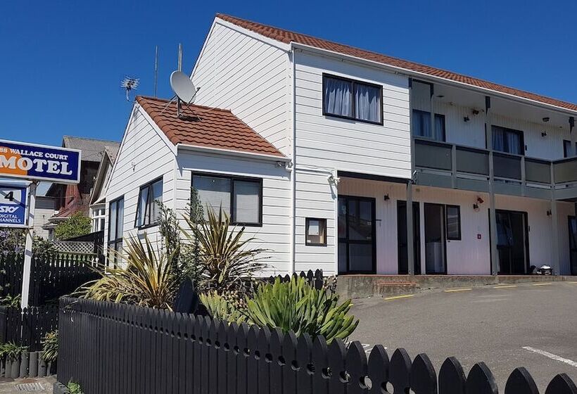 88 Wallace Court Motel