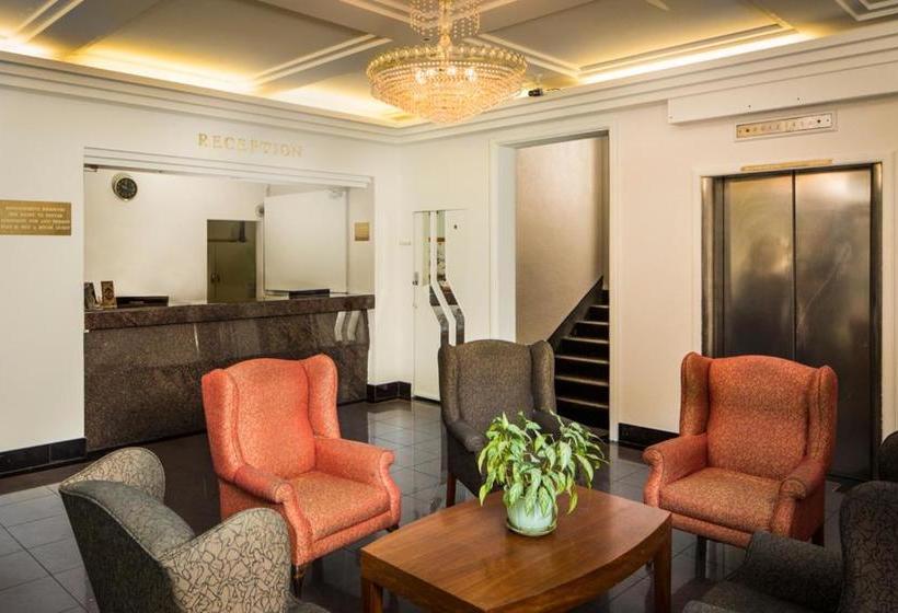 호스텔 The Station Backpackers