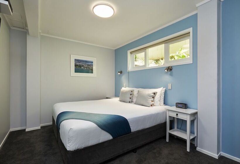 Asure Harbour View Motel And Water Front Apartments