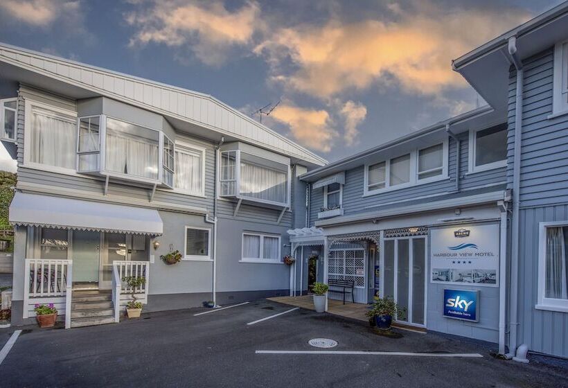 Asure Harbour View Motel And Water Front Apartments
