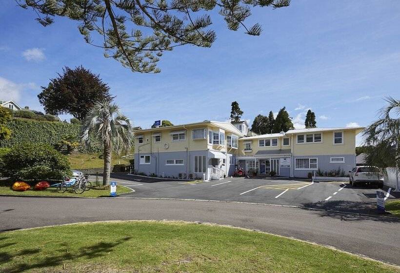 Asure Harbour View Motel And Water Front Apartments
