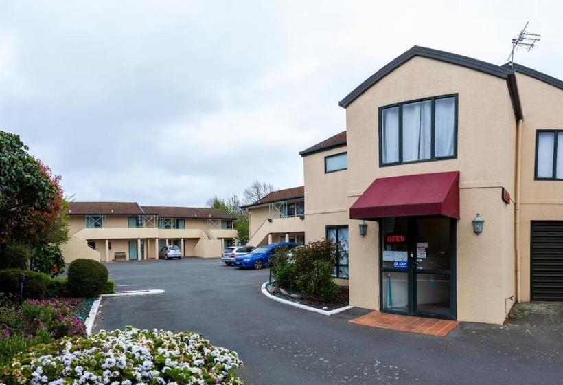 Cherry Tree Lodge Motel