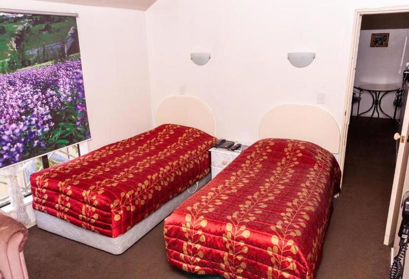 Cherry Tree Lodge Motel