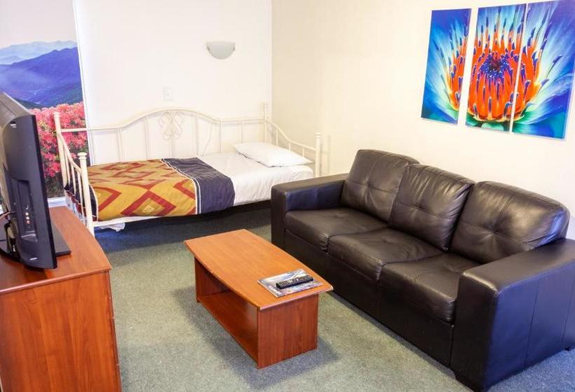 Cherry Tree Lodge Motel