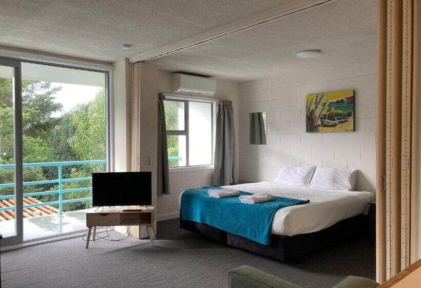 City Towers Apartments