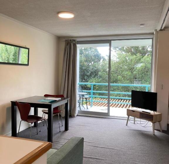 City Towers Apartments