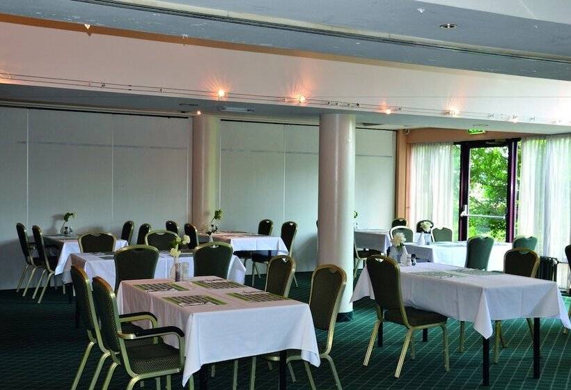 Fletcher Hotel   Restaurant Carlton