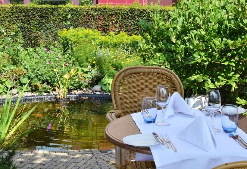 Fletcher Hotel   Restaurant Carlton